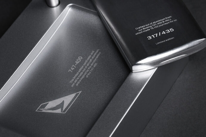 Cathay Pacific 75th Anniversary Pen and Cardholder Set