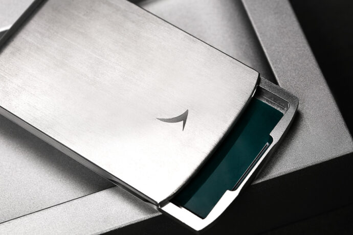 Cathay Pacific 75th Anniversary Pen and Cardholder Set