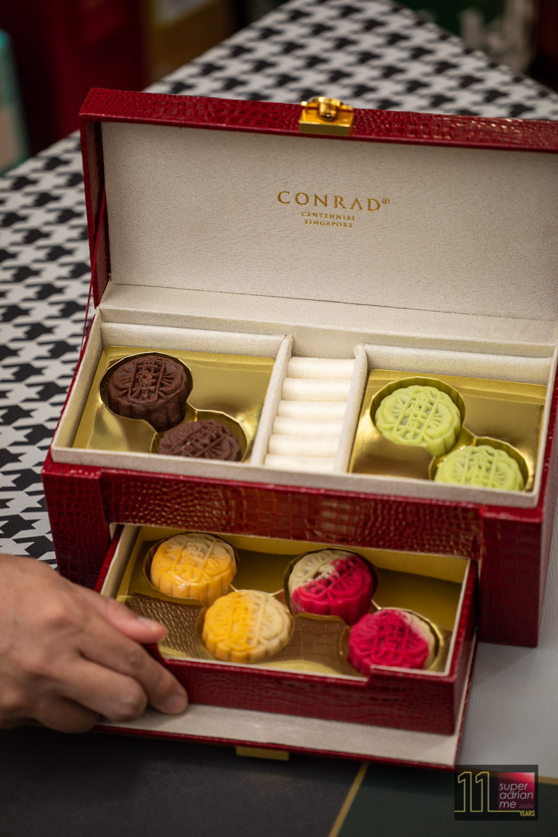 Mooncakes-2021-Conrad-Centennial-Singapore-3865 | SUPERADRIANME.com