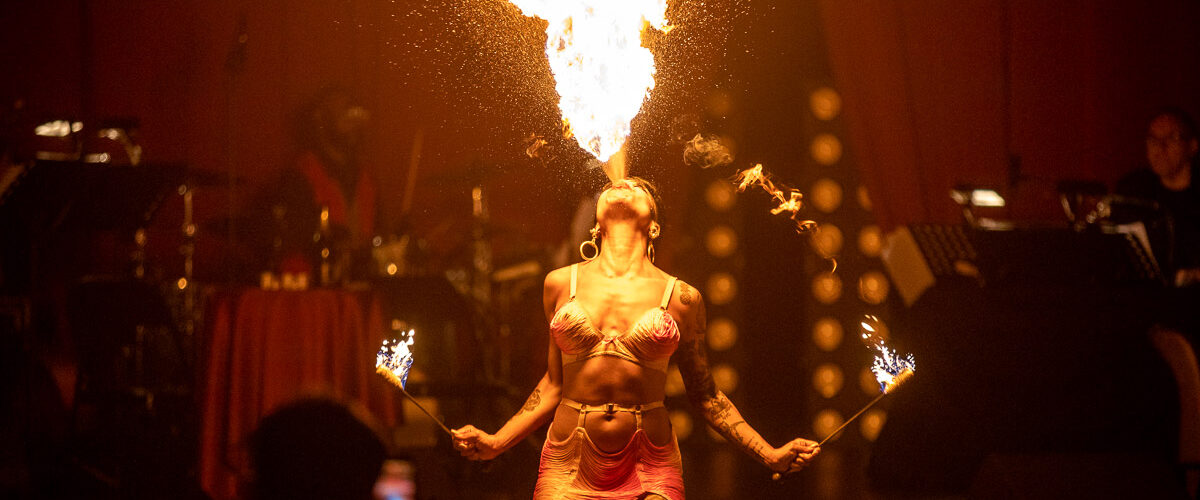 La Clique Sword swallower and fire breather Heather Holliday,