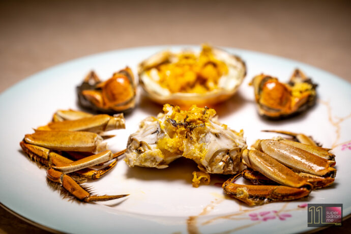 Yi by Jereme Leung - Huizhou Hakka Style Salt-baked Hairy Crab