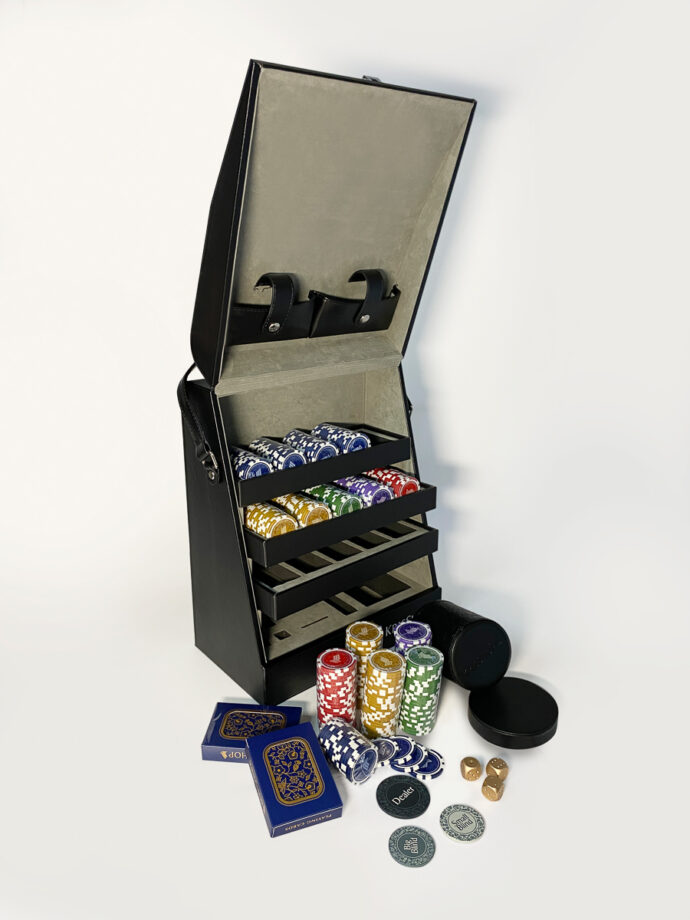 Singapore Airlines Limited Edition Poker Set (KrisShop photo)