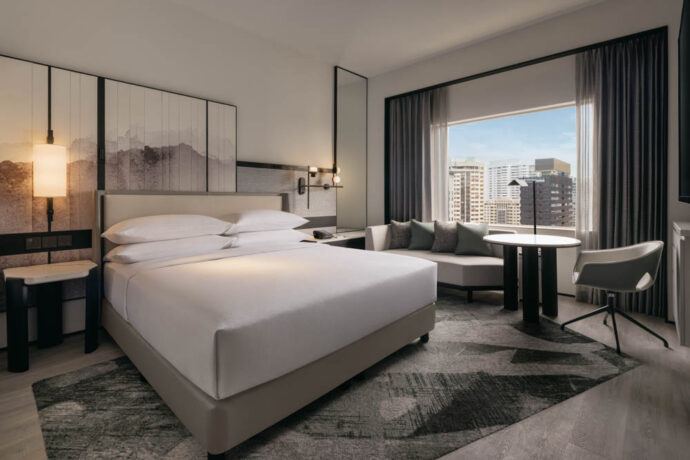 King Premium City View Room (Hilton Singapore Orchard photo)