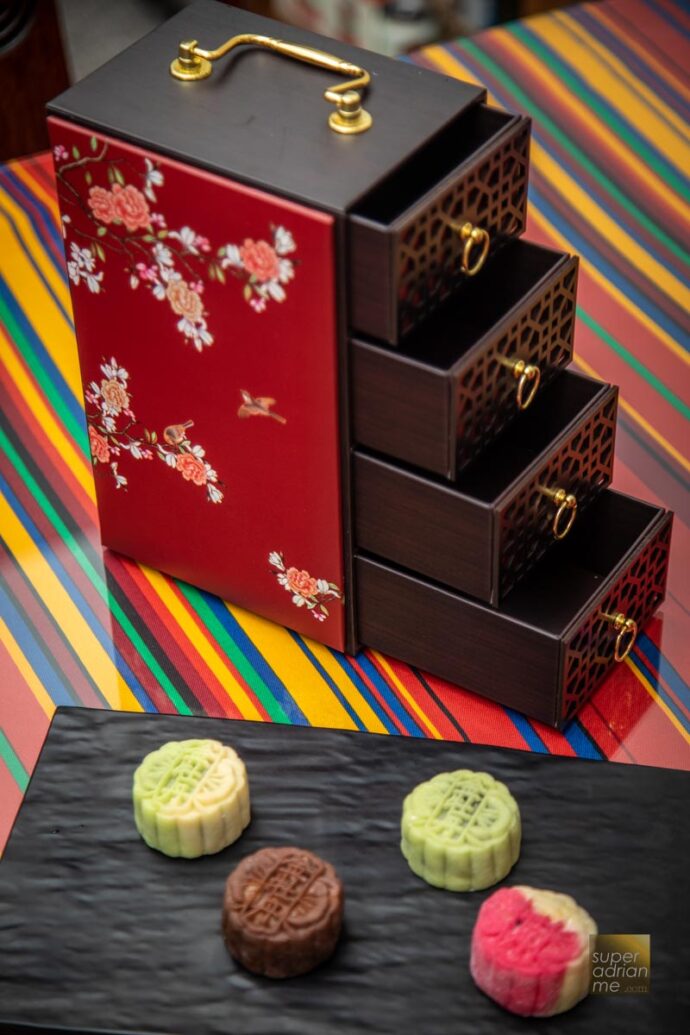 The Ultimate Guide to Mooncakes Gifting and Gorgeous Packaging