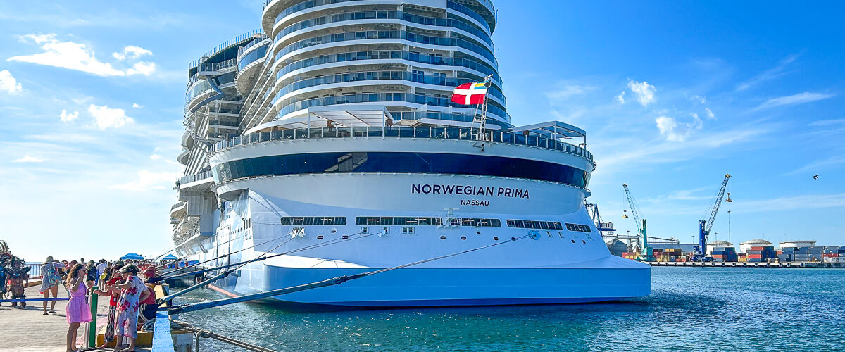 Norewegian Cruise Line - Norwegian Prima in Progresso Mexico in October 2022