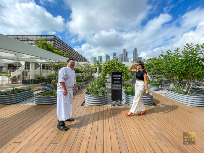 PARKROYAL COLLECTION Marina Bay Chef de Cuisine Leon Yee and Charlotte Mei at the Urban Farm 