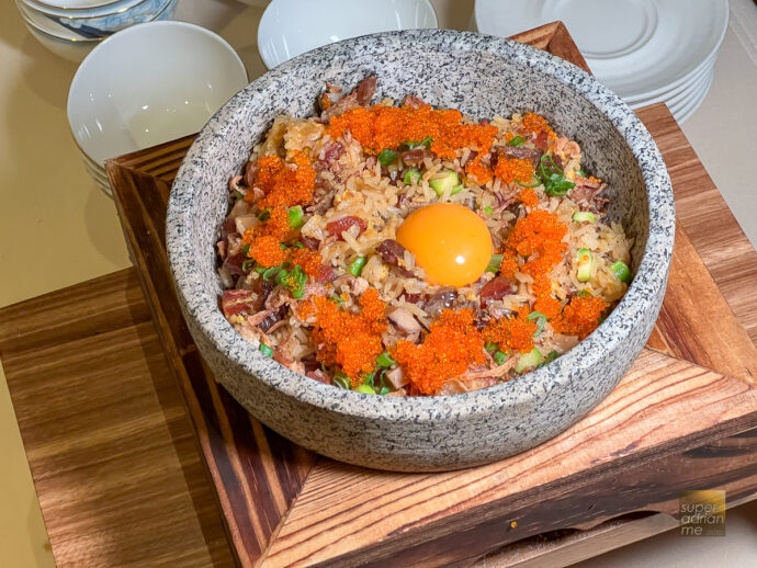 Man Fu Yuan - Stone bowl rice, Kurobuta pork cured meat, egg yolk and tobiko