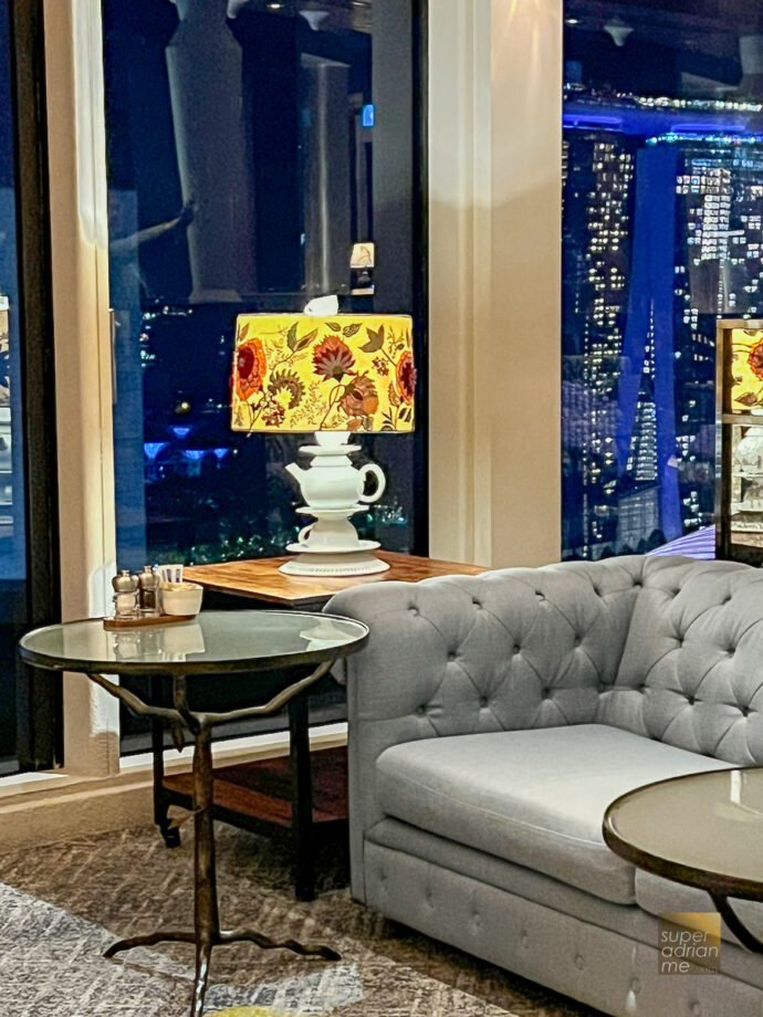 Executive Lounge on level 38 at Pan Pacific Singapore