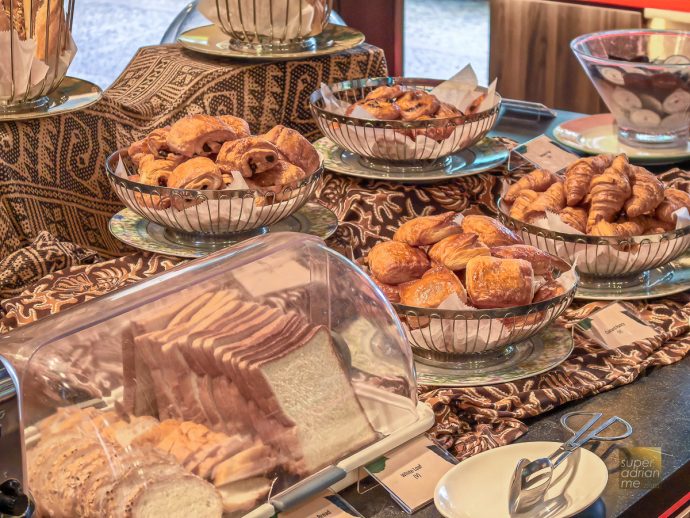 Pastries at Ah Meng Restaurant during Breakfast in the Wild at Singapore Zoo