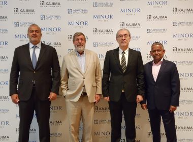 From left to right: Mr. Rashed Mohammed Ahmed Darwa Alkaabi, Director of Alwathba Investment, Mr. William E. Heinecke, Founder and Chairman of Minor International, Mr. Shuichi Oishi, CEO of Kajima Development, and Mr. Dillip Rajakarier, Group CEO of Minor International and CEO of Minor Hotels (Source: Minor Hotels)