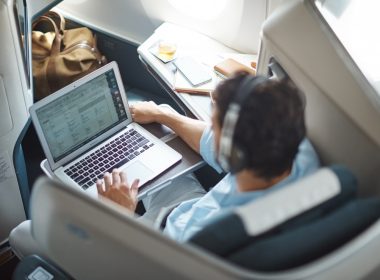 Free Wifi for first and business class passengers on Cathay Pacific