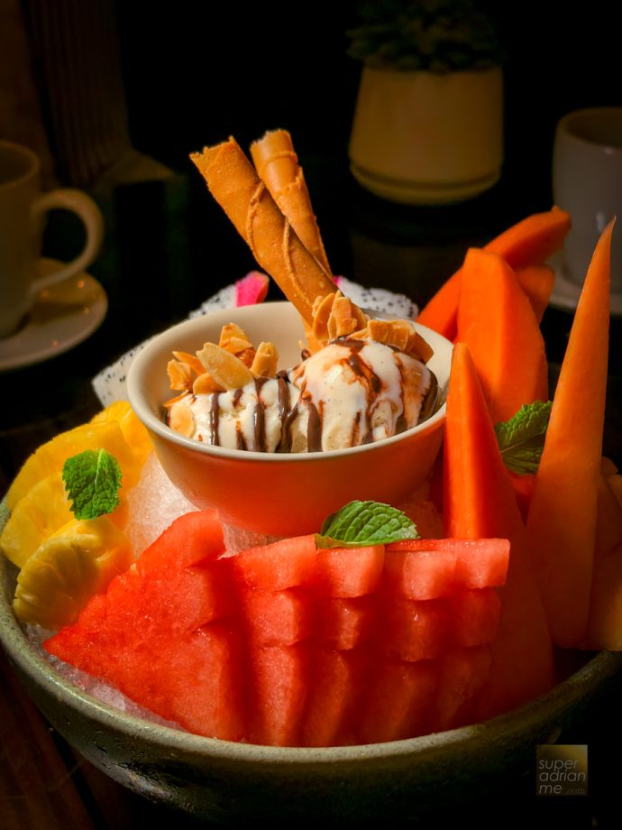 BBQ Nights at Oasis, Grand Hyatt Singapore - Seasonal Fruits on Ice with Soft Serve Sundae 