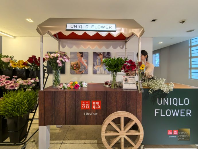 Flower Bouquet atIron-on patches UNIQLO 2025 Spring/Summer Pop-Up in Singapore UNIQLO 2025 Spring/Summer Pop-Up in Singapore