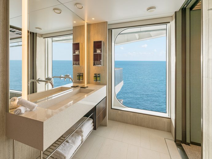 norwegianaqua-thehavenbynorwegian-h8duplexsuite-bathroom | SUPERADRIANME.com