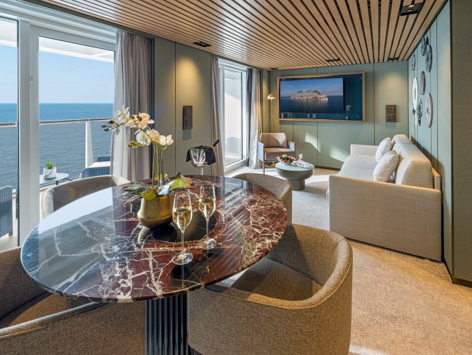 norwegianaqua-thehavenbynorwegian-h8duplexsuite-livingroom | SUPERADRIANME.com