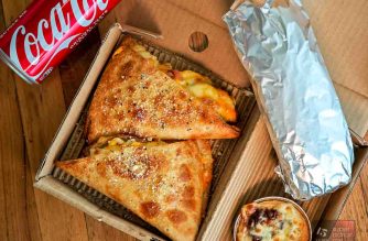 Pizza Hut Cheeseburger Melts Takeaway or Delivery Bundle