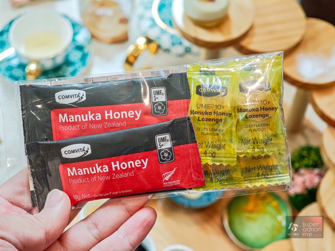 Comvita gift set with UMF™ 5+ Mānuka Honey, lozenges, and a  voucher