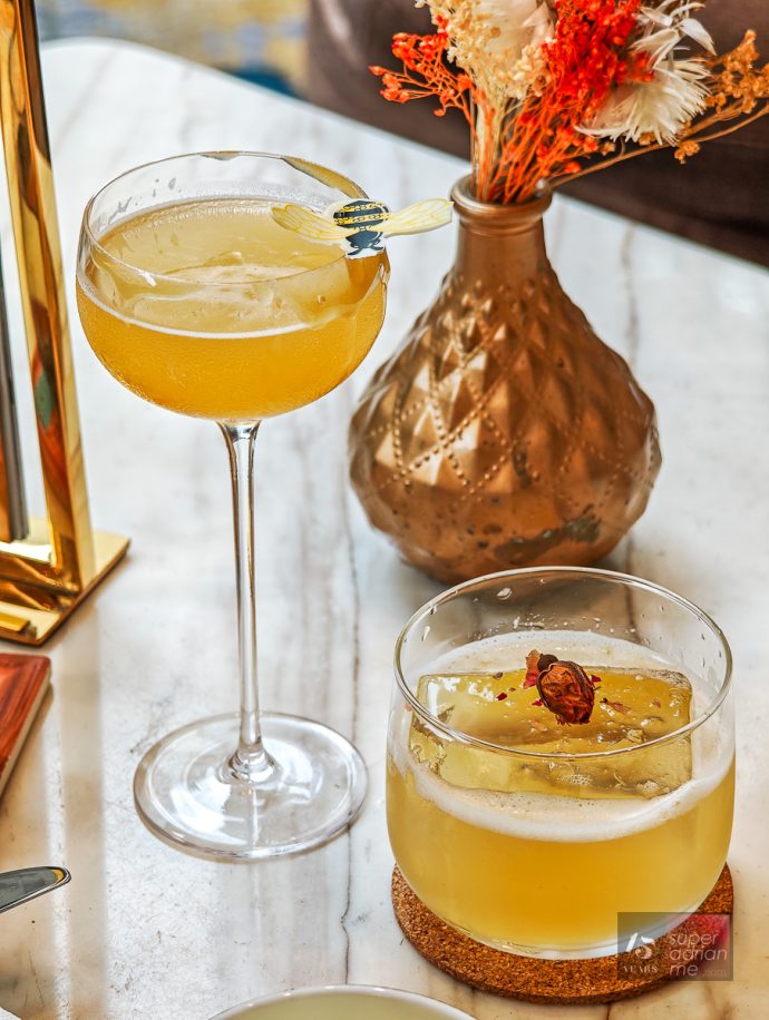 Golden Nectar Afternoon Tea at Lobby Lounge at InterContinental Singapore - QUEEN BEE (Left) and HONEY BUZZ (Right)