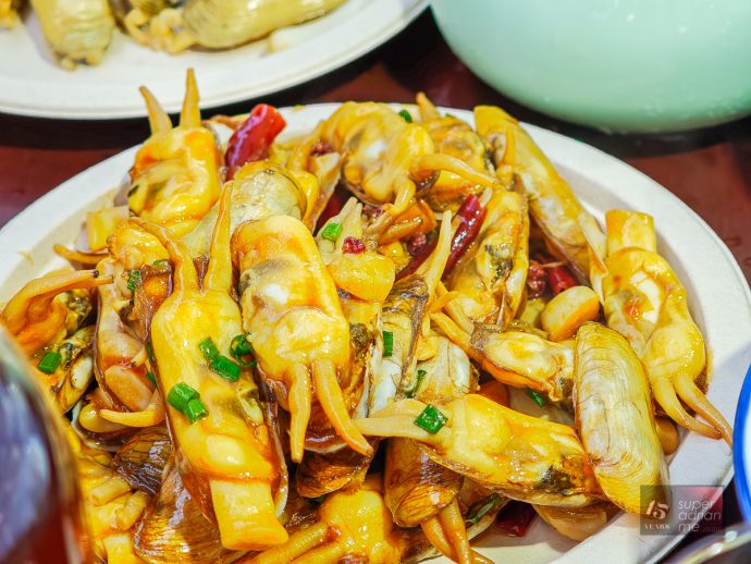 PUTIAN - Duotou Clams - April 2025 - -181854 | SUPERADRIANME.com