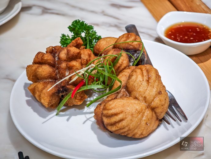 Deep Fried Tenggiri Fish at PUTIEN Restaurant | SUPERADRIANME.com Deep Fried Tenggiri Fish at PUTIEN Restaurant
