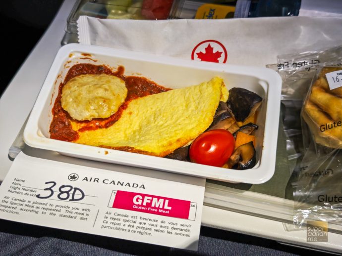 Aviation - Air Canada B787-8 - AC20 SIN - YVR 13 May 2025 -215841 | SUPERADRIANME.com AC20 - SIN - YVR inflight Breakfast -Gluten Free Meal Omelette, tomato sauce, roasted potatoes and spinach- 13 May 2025