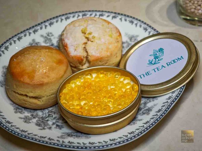 St Regis Singapore - Summer afternoon tea at The Tea Room June 2025 -161547 | SUPERADRIANME.com St Regis Singapore - Summer afternoon tea at The Tea Room June 2025 - Scones and Jams