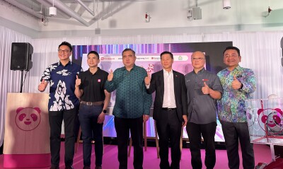 660242-Group-Photo-Launch-of-the-1 | SUPERADRIANME.com