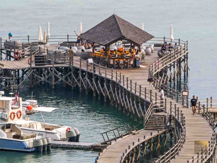 Naga Bar at the Jetty at AYANA Komod Waecicu Beach | SUPERADRIANME.com Naga Bar at the Jetty at AYANA Komod Waecicu Beach