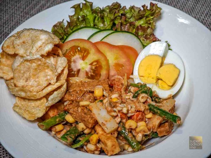 Ayana Komodo Waecicu Beach - July 2025 -193120 | SUPERADRIANME.com