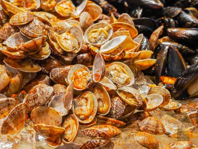 Shichimi Clams at the buffet spread at Estate in Hilton Singapore Orchard | SUPERADRIANME.com Shichimi Clams at the buffet spread at Estate in Hilton Singapore Orchard