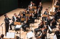 Rodolfo Barrez and Singapore Symphony Orchestra (SSO photo)