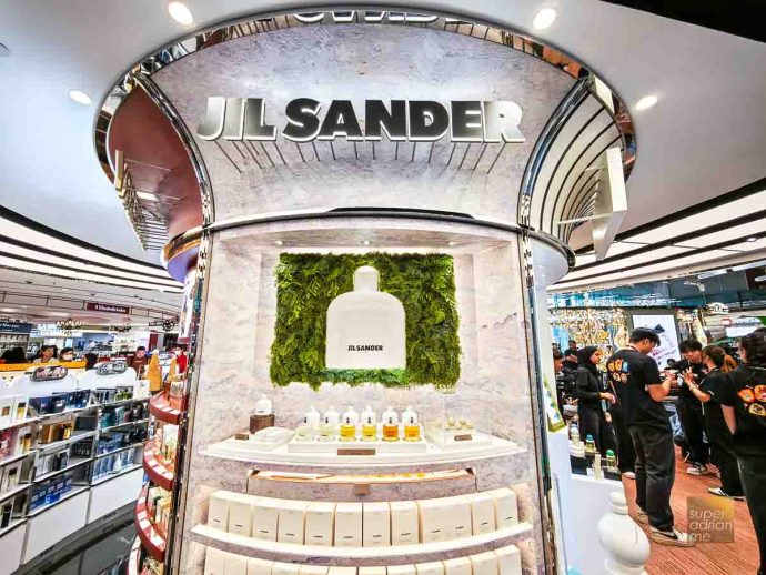 The Shilla Duty Free at Changi Airport 