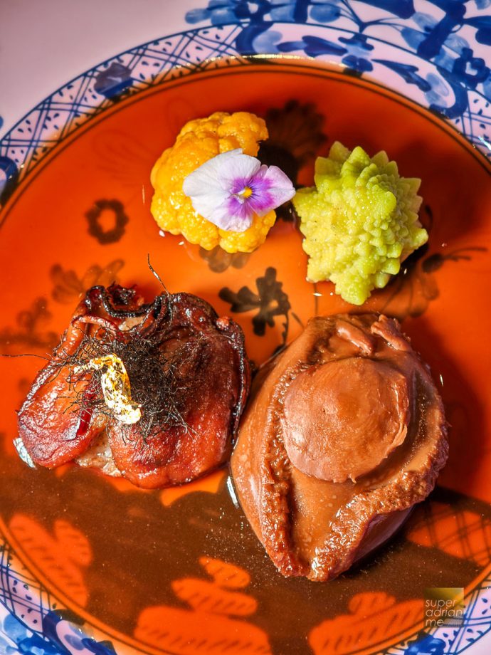 Summer Pavillion CNY 2026 - Braised Three-head South African Abalone, Oyster and Abalone Sauce