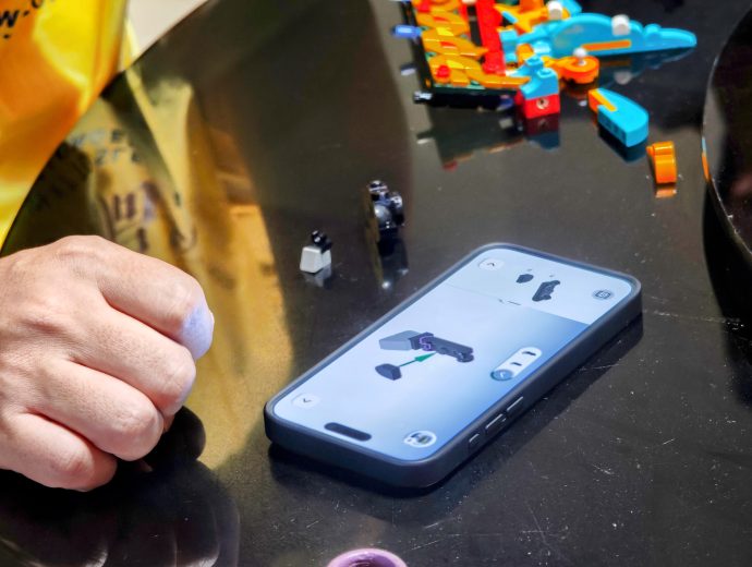 LEGO Builder - Build Together App | SUPERADRIANME.com LEGO Builder - Build Together App