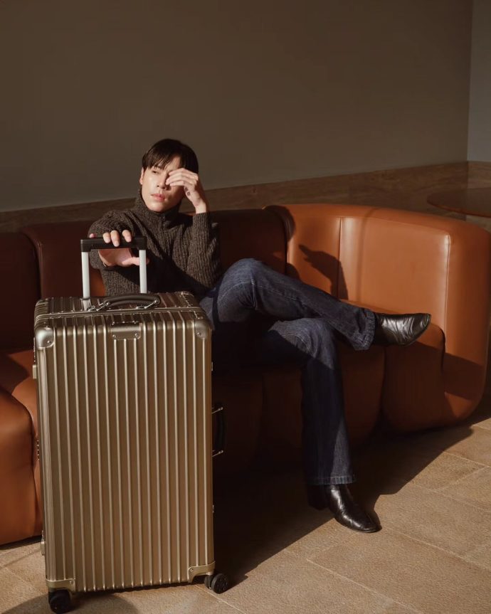 Classic in a new light. @rimowa#RIMOWA #RIMOWAClassic | SUPERADRIANME.com