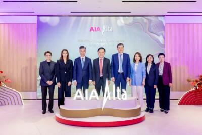 741316-AIA-Group-Pic-jpg-400x0-2 | SUPERADRIANME.com
