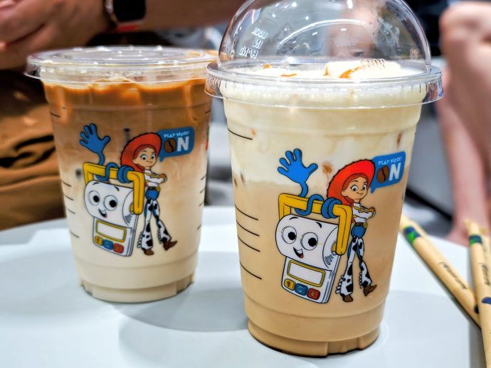 luckin Coffee x Toy Story 5 