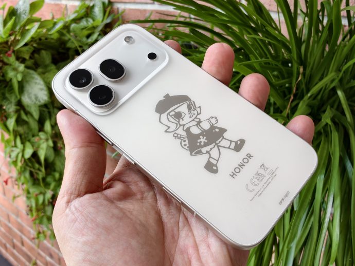 HONOR 600 Pro Molly Limited Edition (SUPERADRIANME photo)