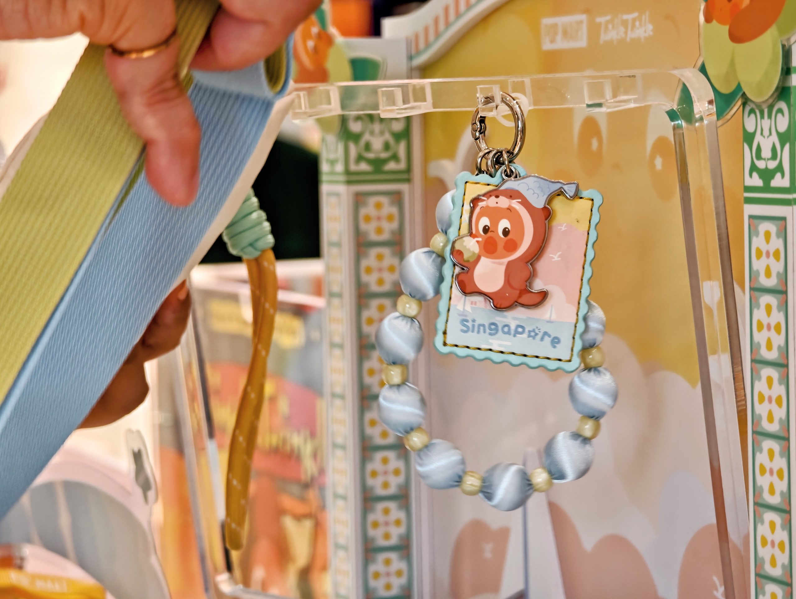 GO AROUND WITH POP MART Series – Singapore Exclusive Pendant | SUPERADRIANME.com GO AROUND WITH POP MART Series – Singapore Exclusive Pendant