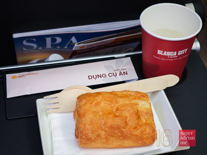 SUPERADRIANME - SUN PHUQUOC AIRWAYS - SINPQC Inaugural 25 July 2026-155601 | SUPERADRIANME.com Sandwich and Beverage provided onboard Sun PhuQuoc Airways from Singapore to Phu Quoc