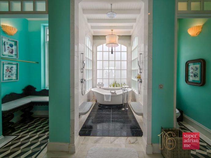 Turqoise Suite Bathroom featuring shower section, WC and seating area at JW Marriott Phu Quoc Emerald Bay