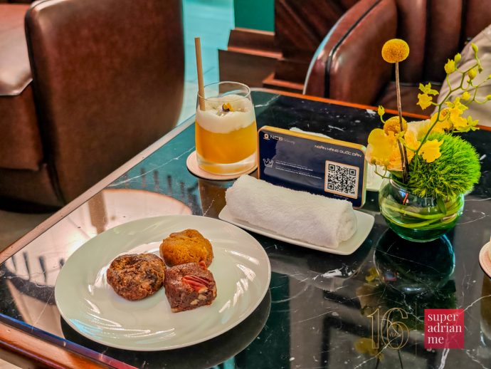 Eric Kayser pastries and welcome drink at Sun Executive Lounge at Phu Quoc International Airport | SUPERADRIANME.com Eric Kayser pastries and welcome drink at Sun Executive Lounge at Phu Quoc International Airport