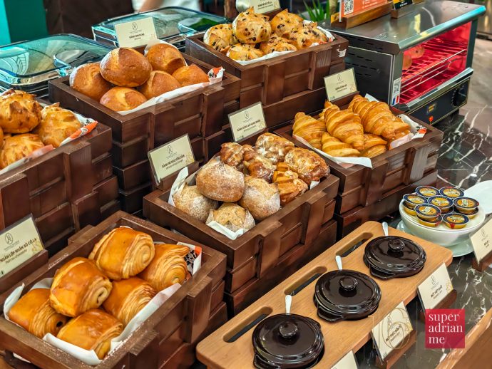 A selection of breads and pastries at Sun Executive Lounge in Phu Quoc International Airport | SUPERADRIANME.com A selection of breads and pastries at Sun Executive Lounge in Phu Quoc International Airport
