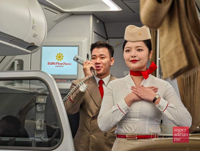 Sun PhuQuoc Airways cabin crews service from the heart | SUPERADRIANME.com Sun PhuQuoc Airways cabin crews service from the heart
